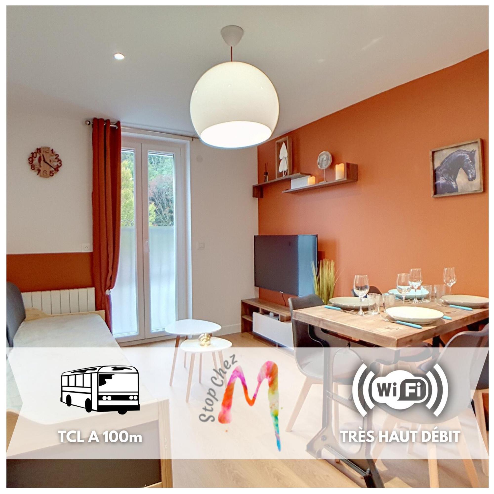 Stop Chez M Select Saga # Qualite # Confort # Simplicite Saint-Fons Exterior photo